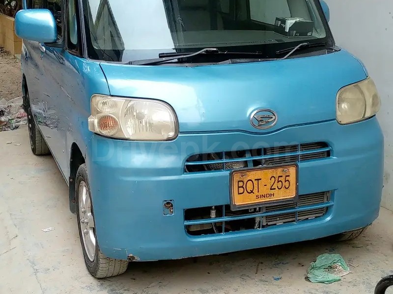 Daihatsu Tanto 2012