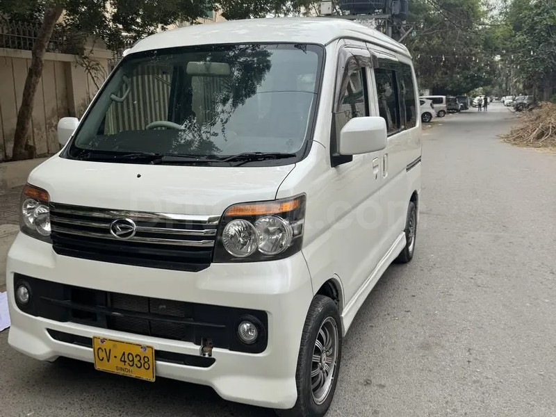Daihatsu Atrai Wagon 2010