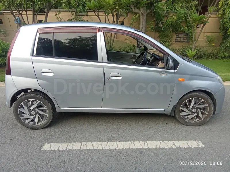 Daihatsu Mira 2007