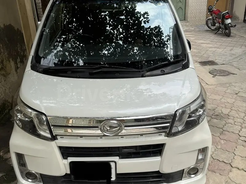Daihatsu Move 2014