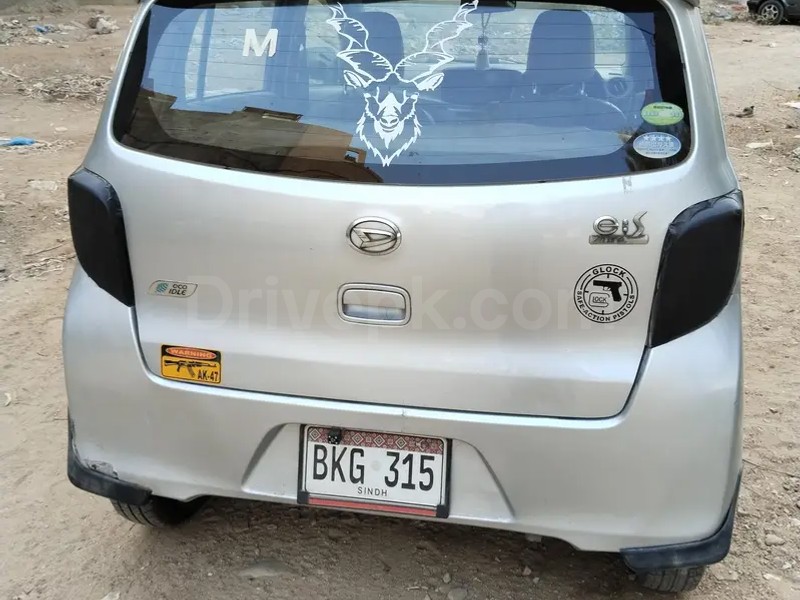 Daihatsu Mira 2017