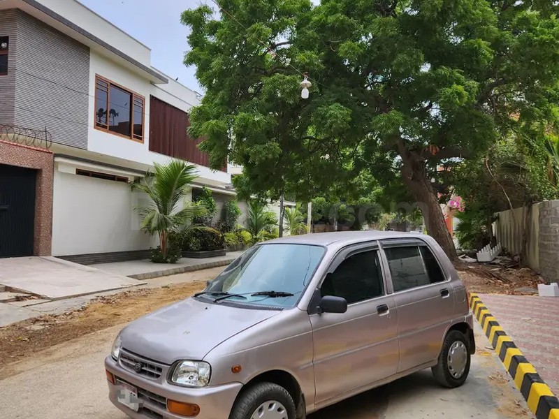 Daihatsu Cuore 2005