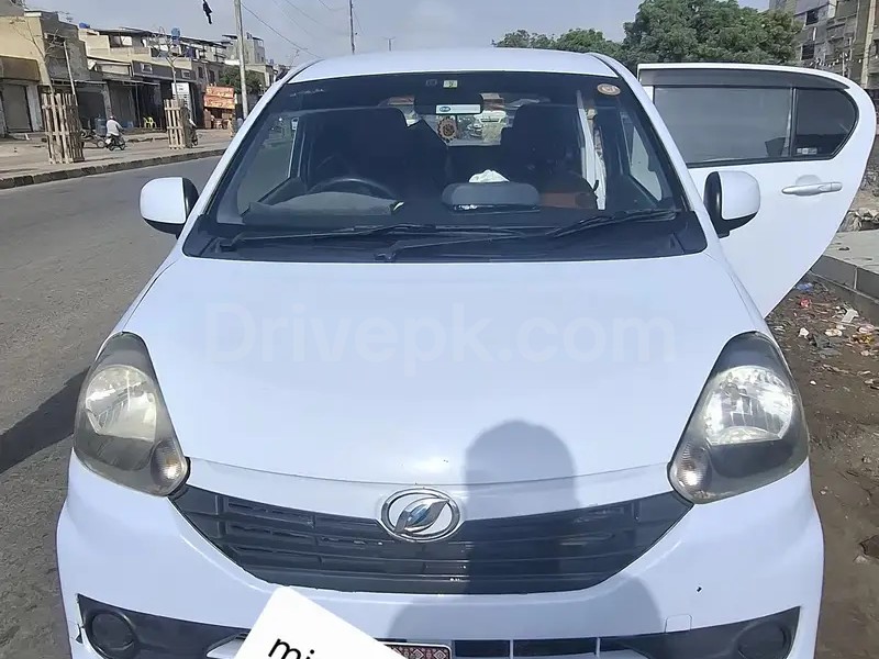 Daihatsu Mira 2015