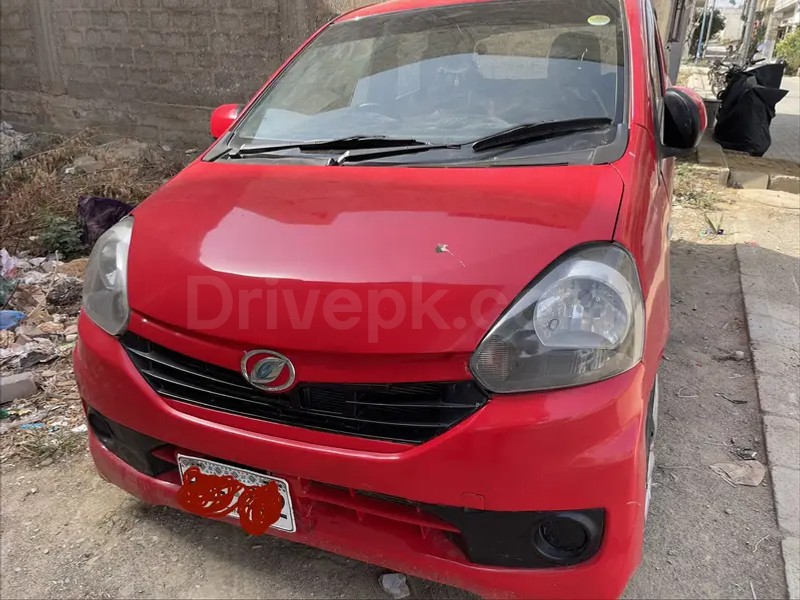 Daihatsu Mira 2016
