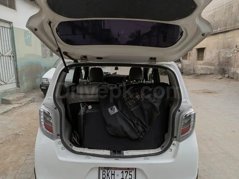 Daihatsu Mira 2017