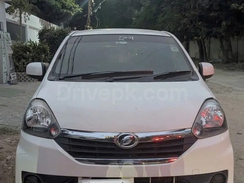 Daihatsu Mira 2015