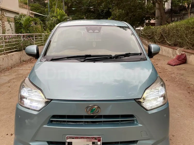 Daihatsu Mira 2017