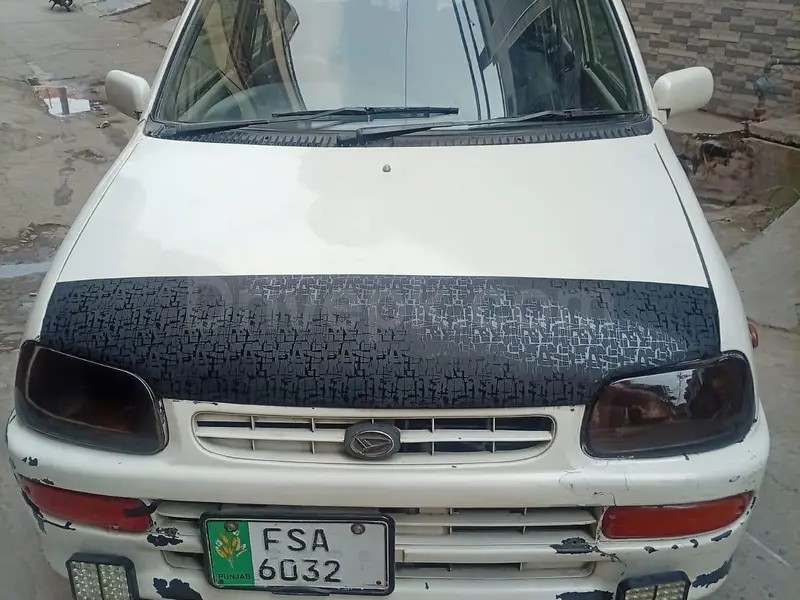 Daihatsu Cuore 2003