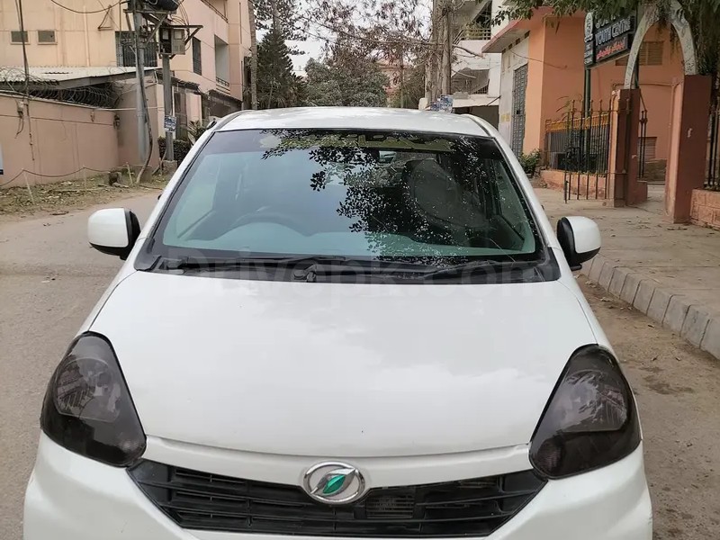 Daihatsu Mira 2013