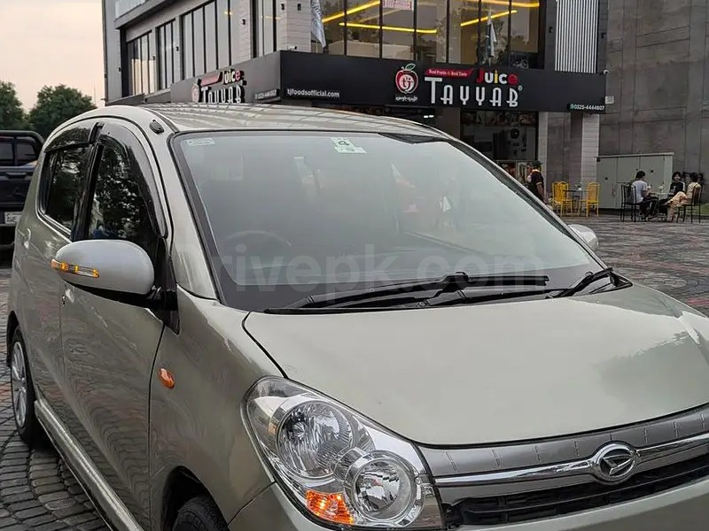 Daihatsu Mira 2007
