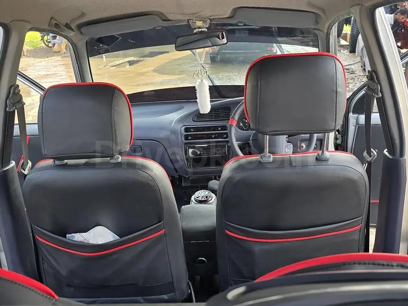 Daihatsu Cuore 2010