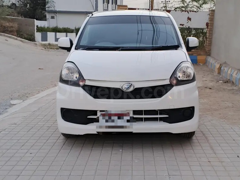 Daihatsu Mira 2013