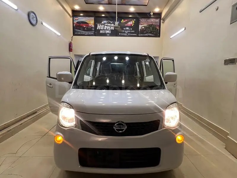 Nissan Moco 2014