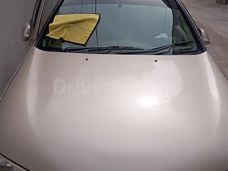 Nissan Sunny 2005
