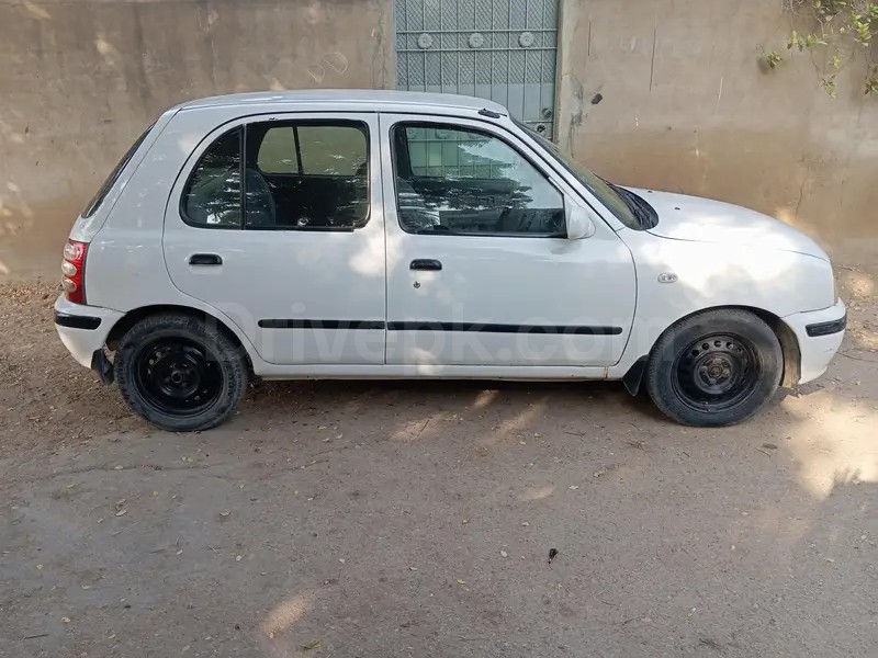 Nissan March 2006