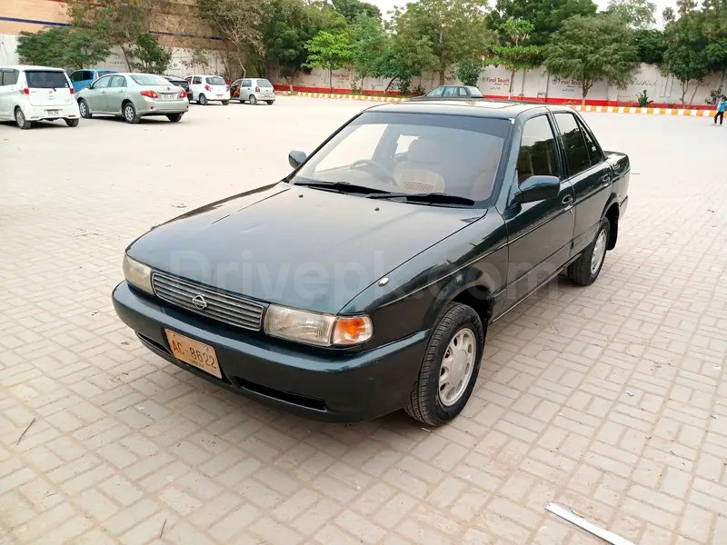 Nissan Sunny 1993