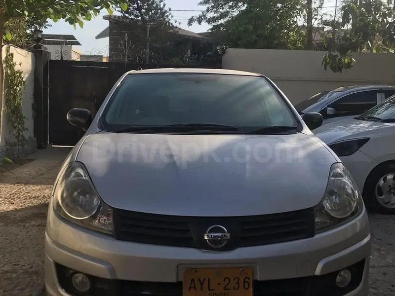 Nissan AD Van 2007