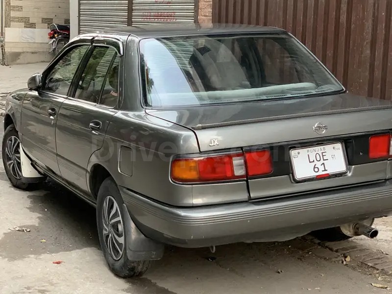 Nissan Sunny 1991