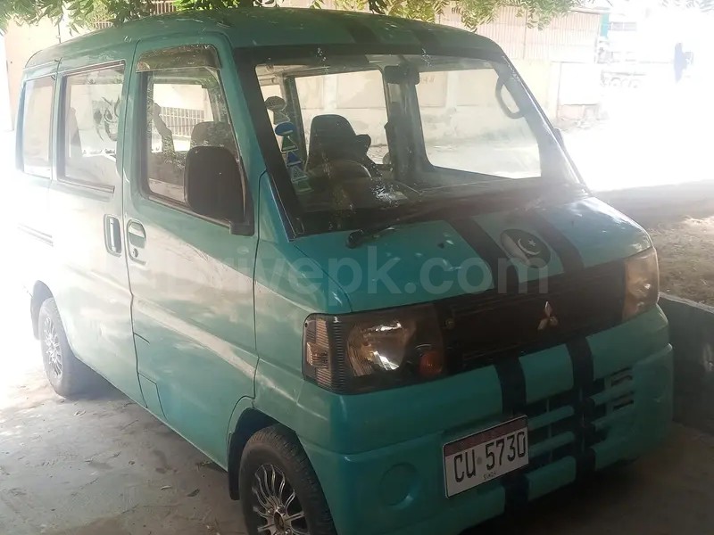 Nissan Clipper 2008