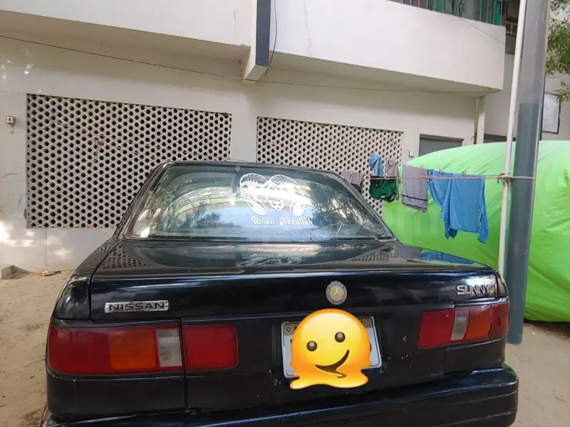 Nissan Sunny 1992