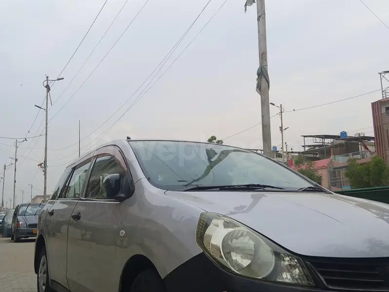 Nissan AD Van 2007