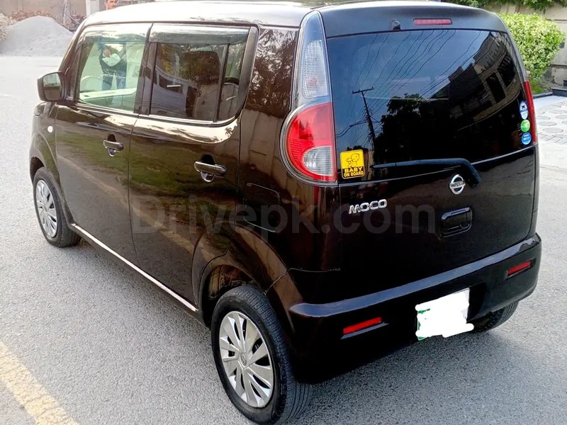 Nissan Moco 2015