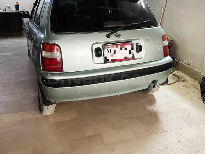 Nissan March 1995