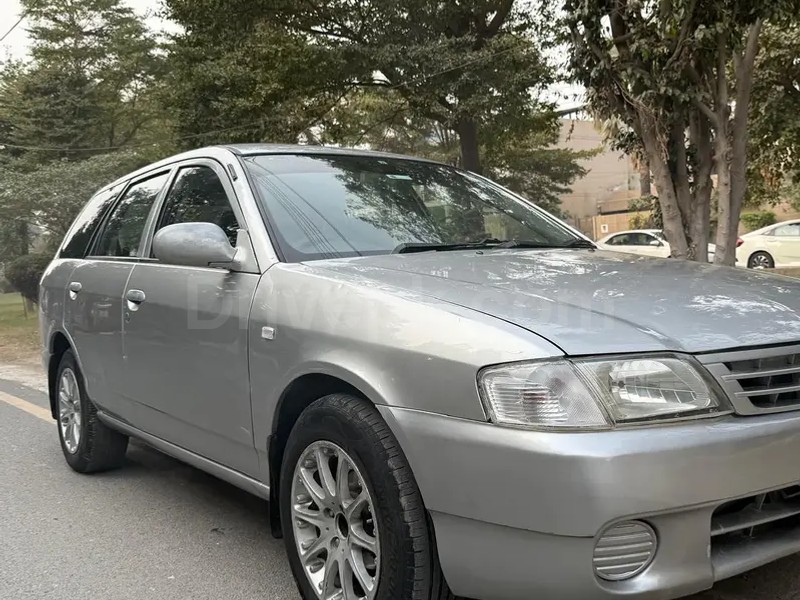 Nissan AD Van 2006