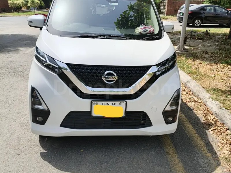 Nissan Dayz Highway Star 2023
