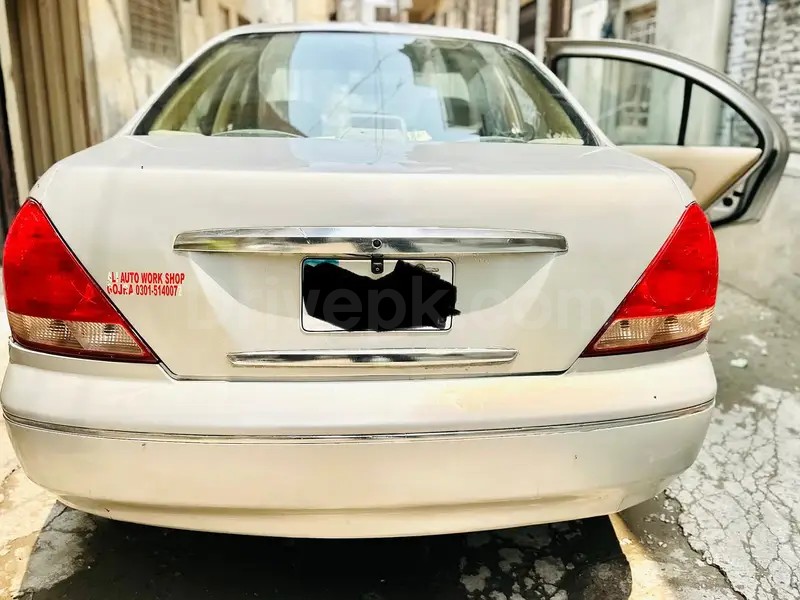 Nissan Sunny 2006
