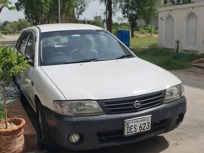 Nissan AD Van 2006