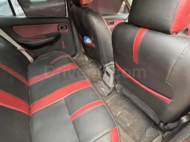 Nissan Sunny 1997