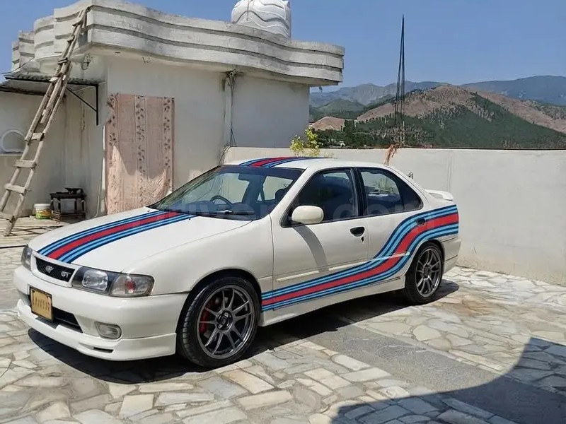 Nissan Sunny 1998