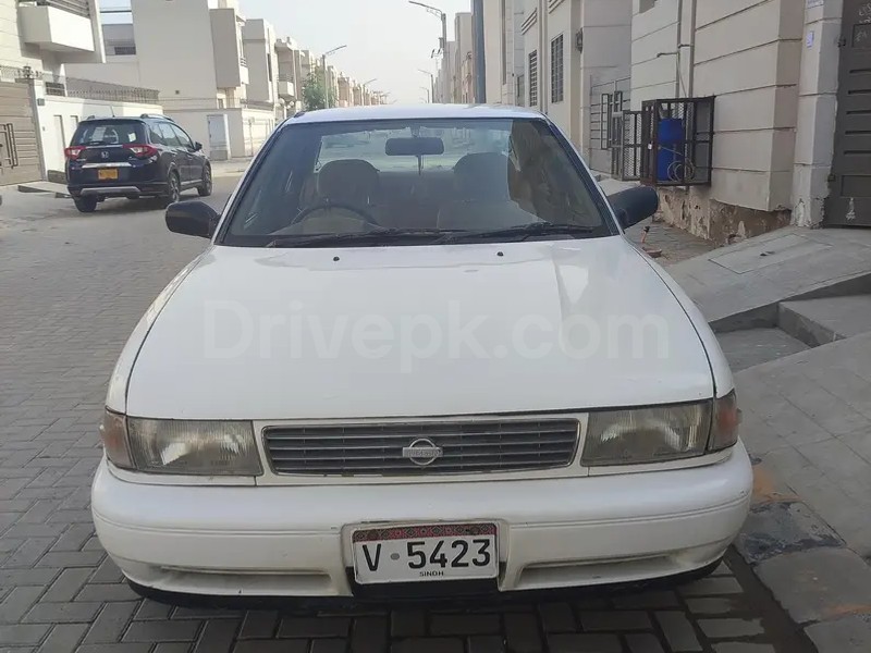 Nissan Sunny 1993