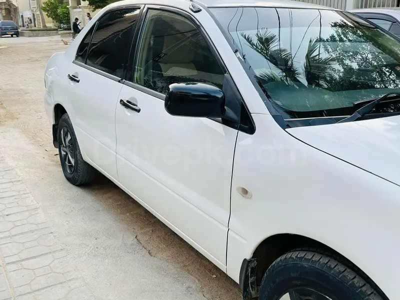 Mitsubishi Lancer 2005