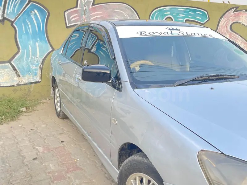 Mitsubishi Lancer 2005