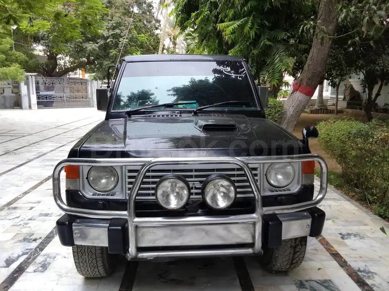 Mitsubishi Pajero 1989