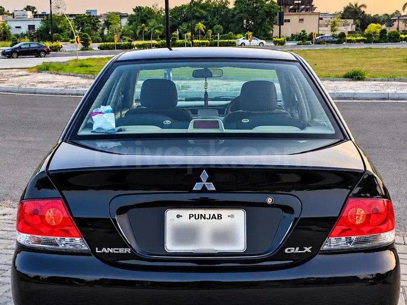 Mitsubishi Lancer 2005