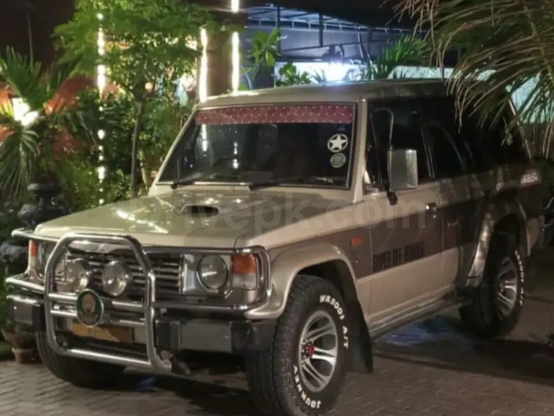 Mitsubishi Pajero 1991