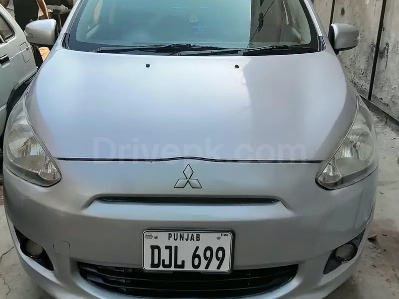 Mitsubishi Mirage 2012