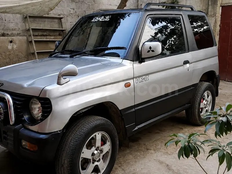 Mitsubishi Pajero Mini 1998