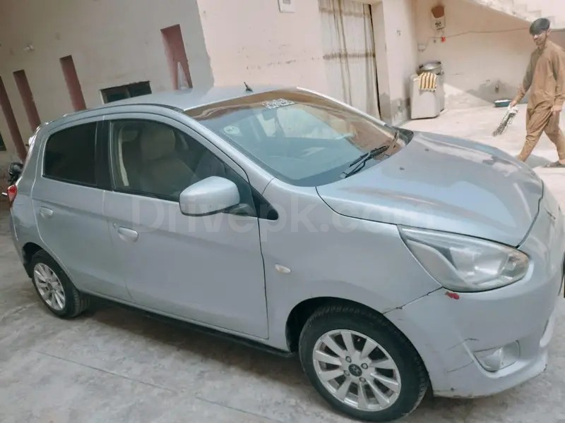 Mitsubishi Mirage 2016