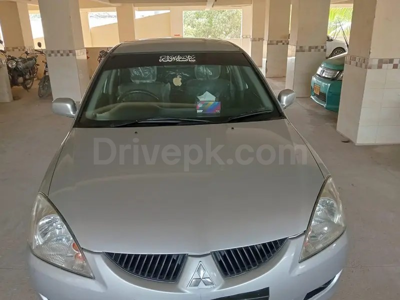 Mitsubishi Lancer 2005