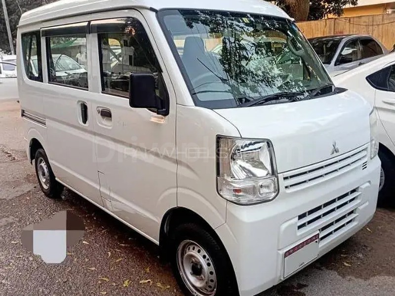 Suzuki Every 2020