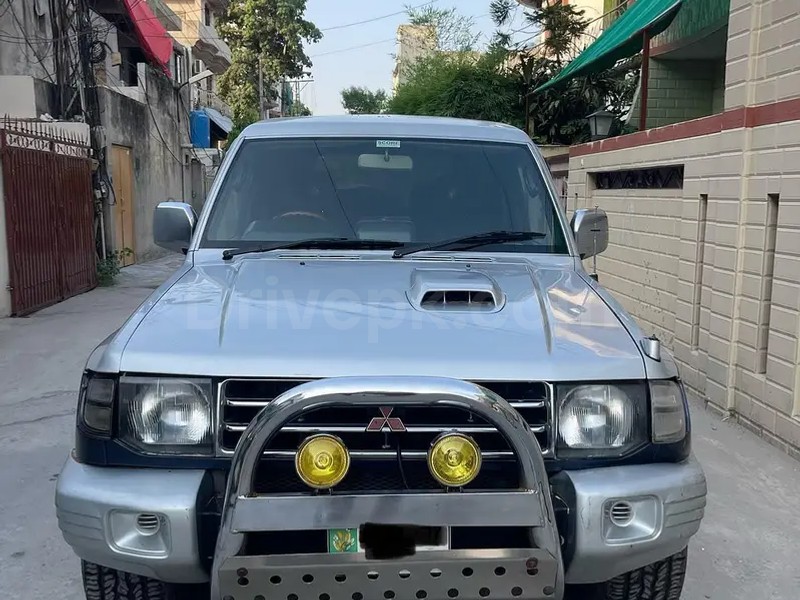 Mitsubishi Pajero 1993