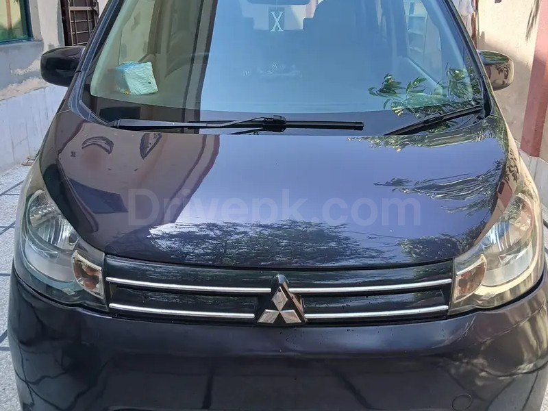 Mitsubishi Ek Wagon 2013