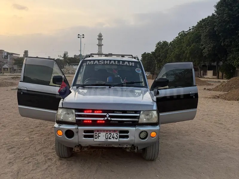 Mitsubishi Pajero Mini 2007