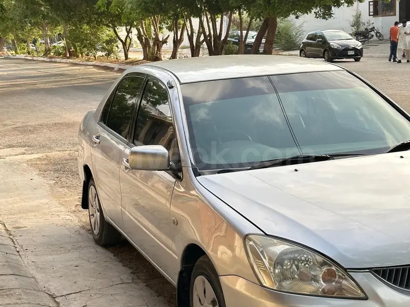 Mitsubishi Lancer 2005