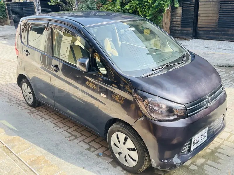 Mitsubishi Ek Wagon 2015