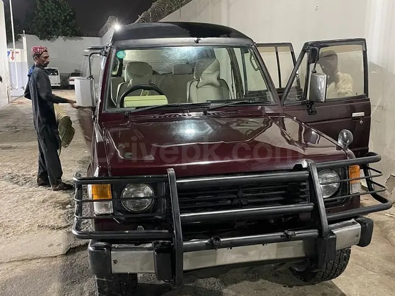 Mitsubishi Pajero 1985